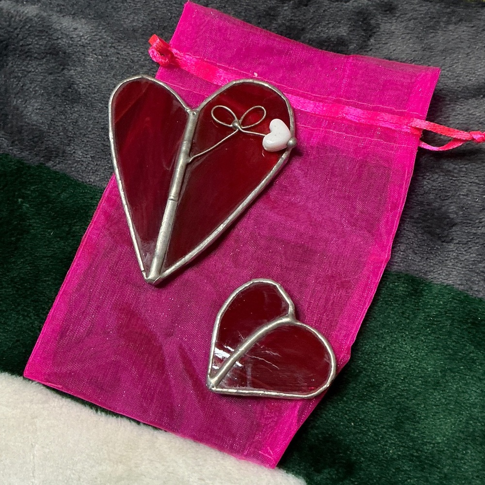 Red Heart-Shaped Accessories Set